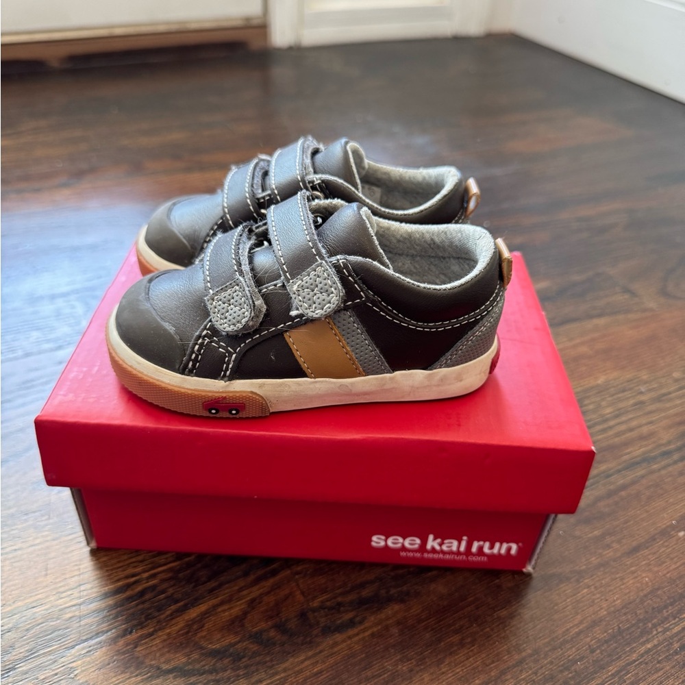 See Kai Run Kids' Gray and Brown Sneakers Size 6